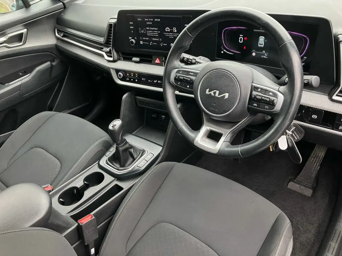 2023-kia-sportage-16-t-gdi-2-148bhp-big-7