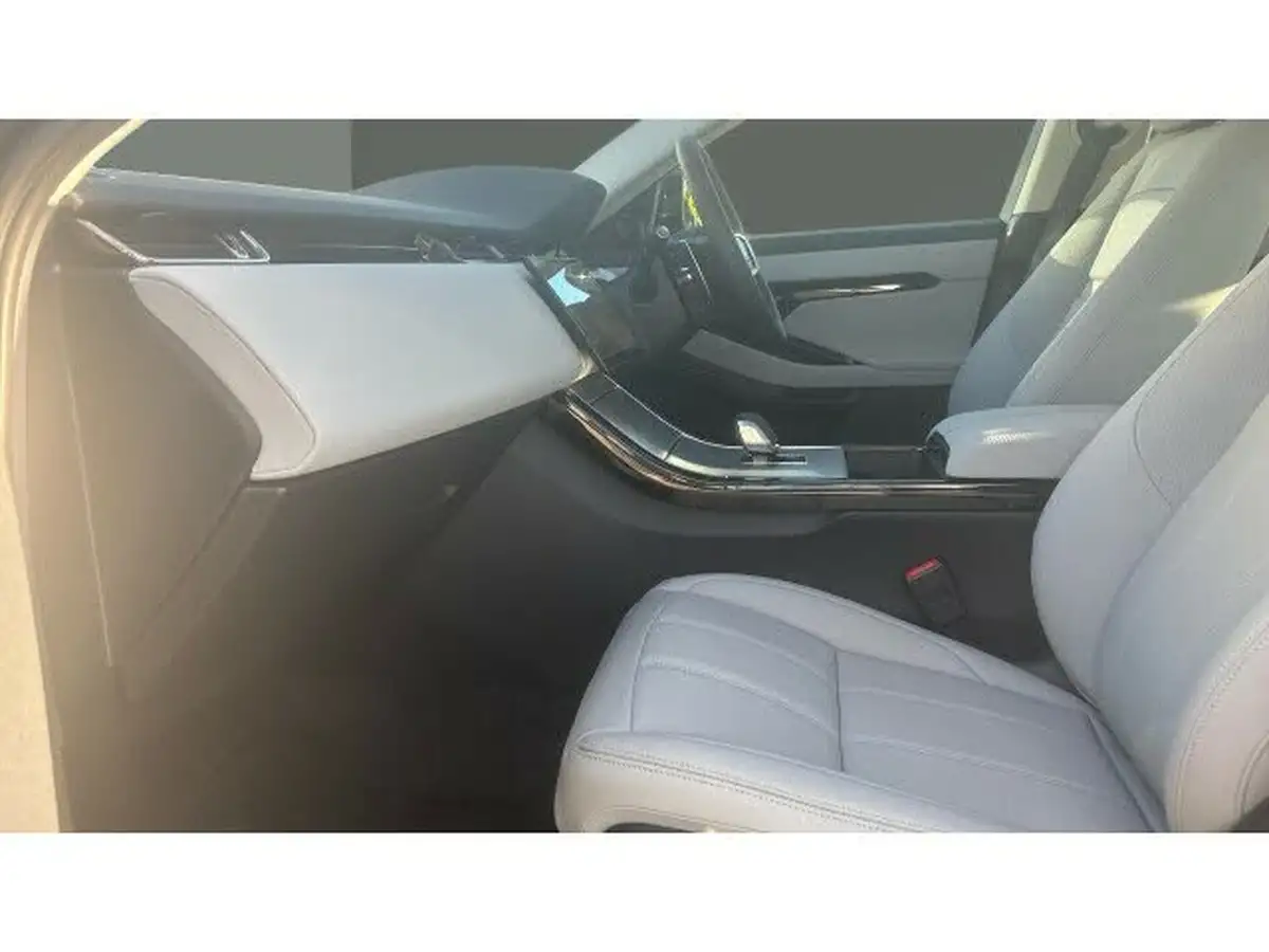 2024-land-rover-range-rover-evoque-15-p300e-s-big-2