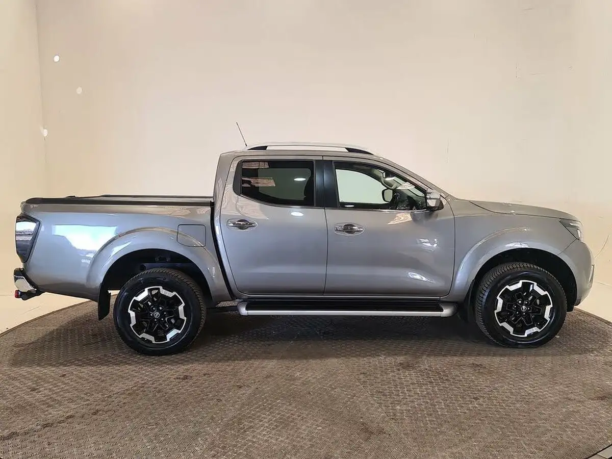 2019-nissan-navara-23dci-tt-tekna-8-navileather-big-16
