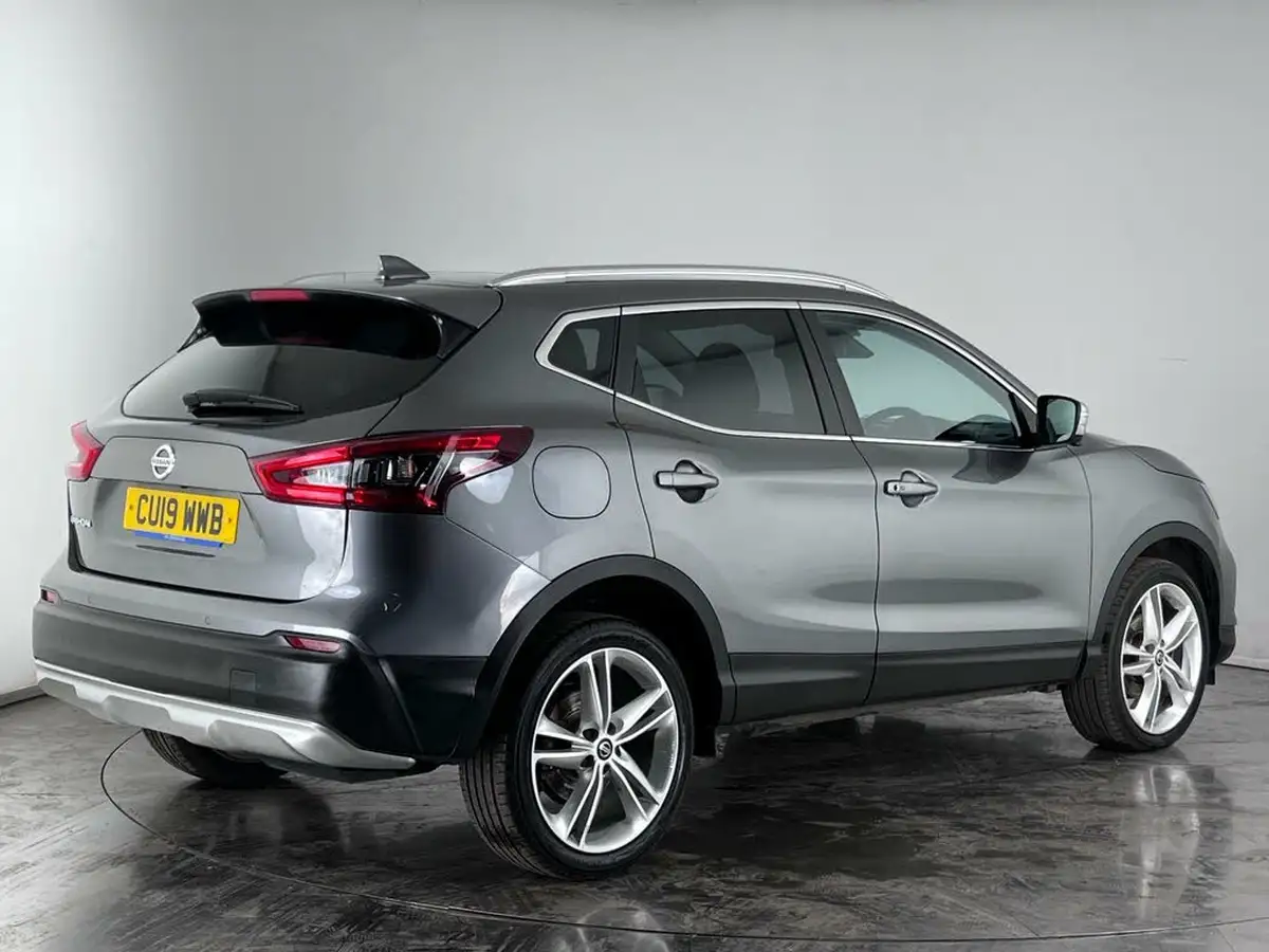 2019-nissan-qashqai-15dci-n-motion-drive-assist-pack-big-5