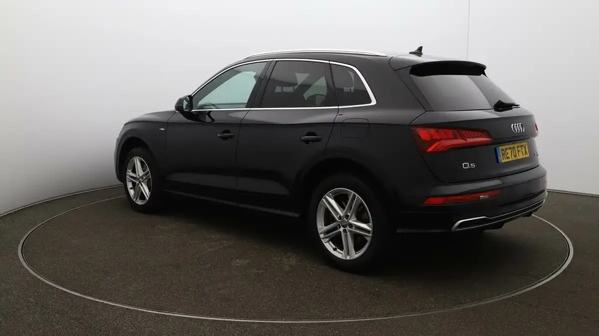 2020-audi-q5-20-50-tfsi-e-s-line-big-5