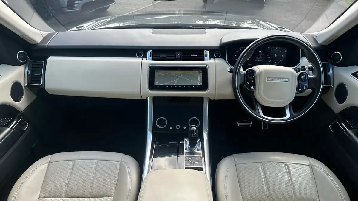2021-land-rover-range-rover-sport-30-d300-hse-silver-big-8