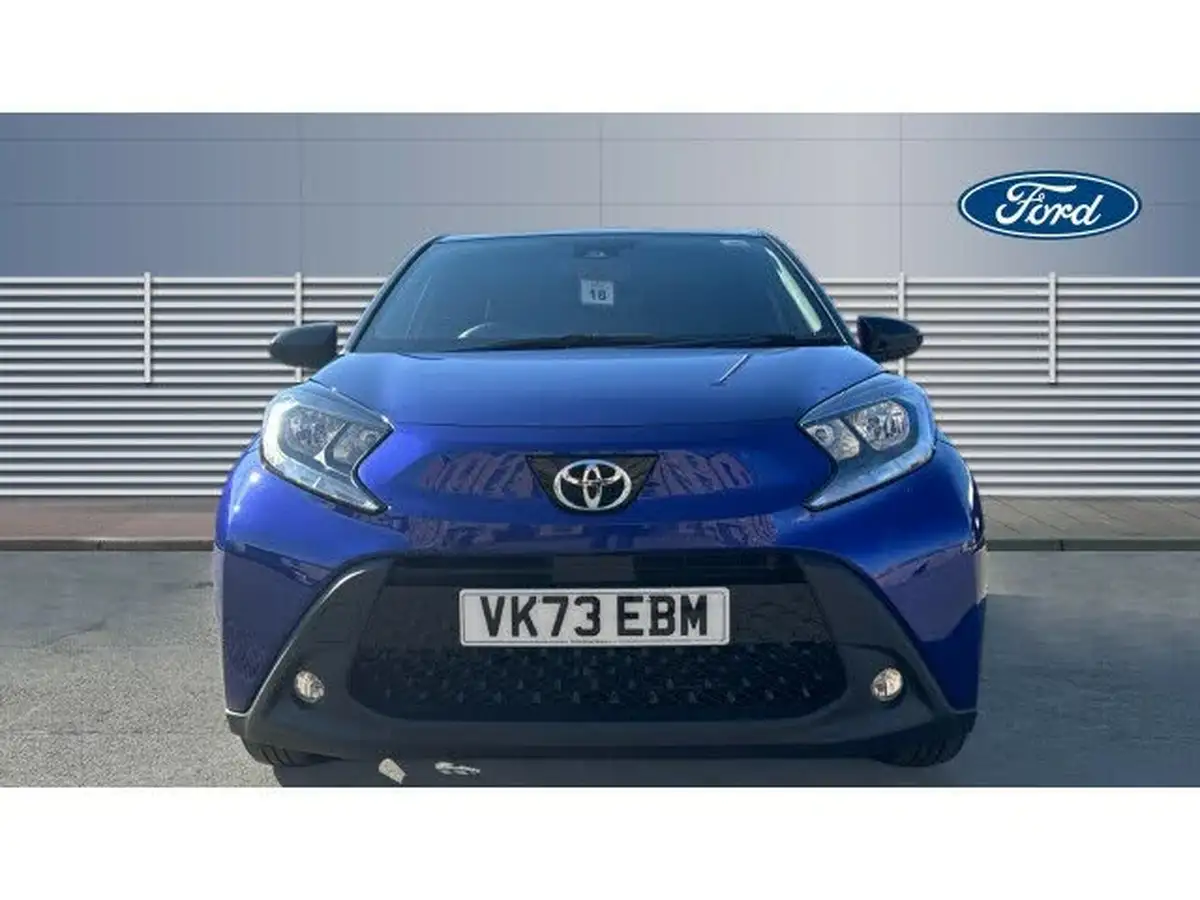 2023-toyota-aygo-x-10-vvt-i-edge-big-2