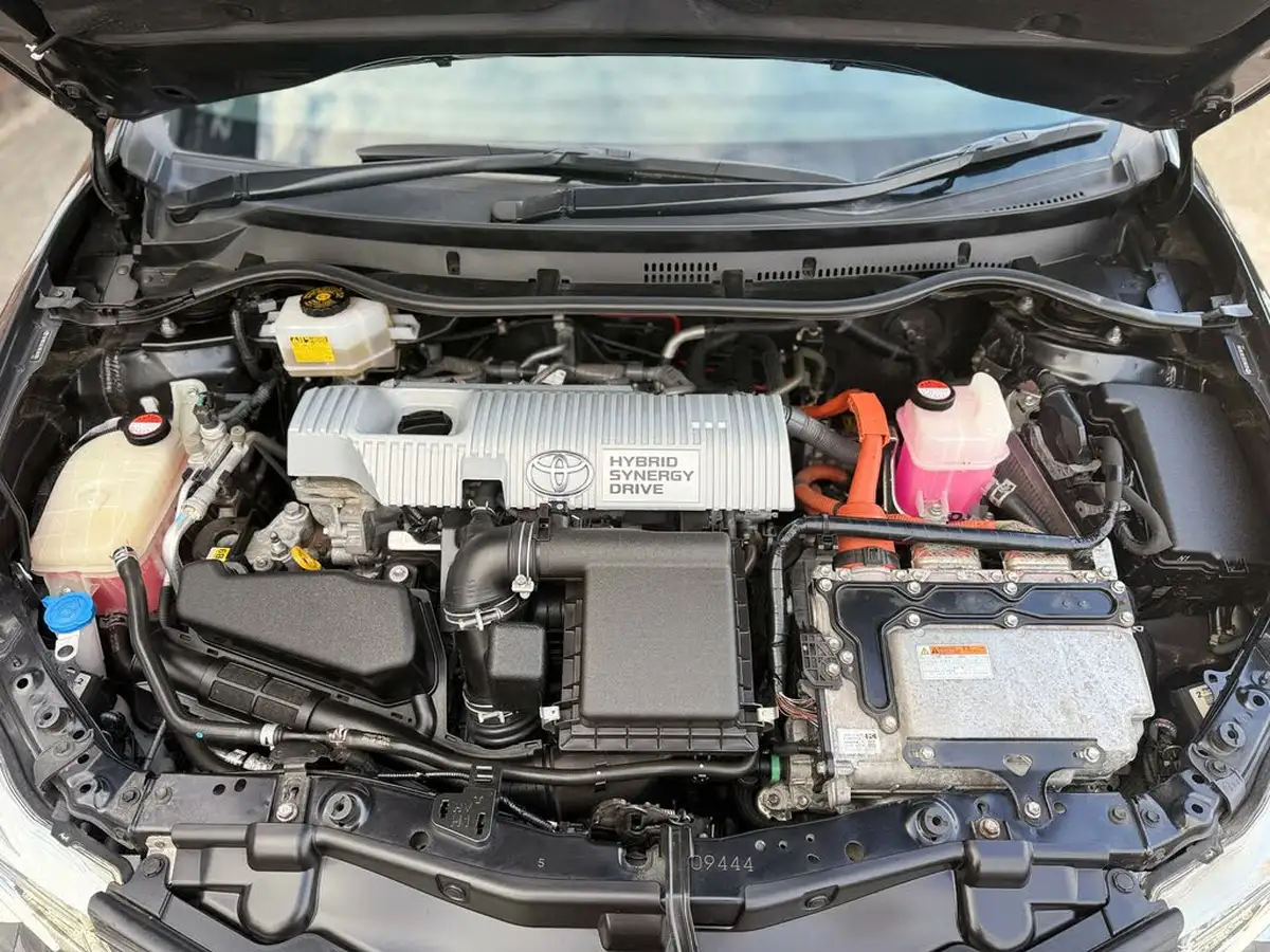 2015-toyota-auris-18-vvt-i-hsd-excel-hatchback-e-cvt-big-38