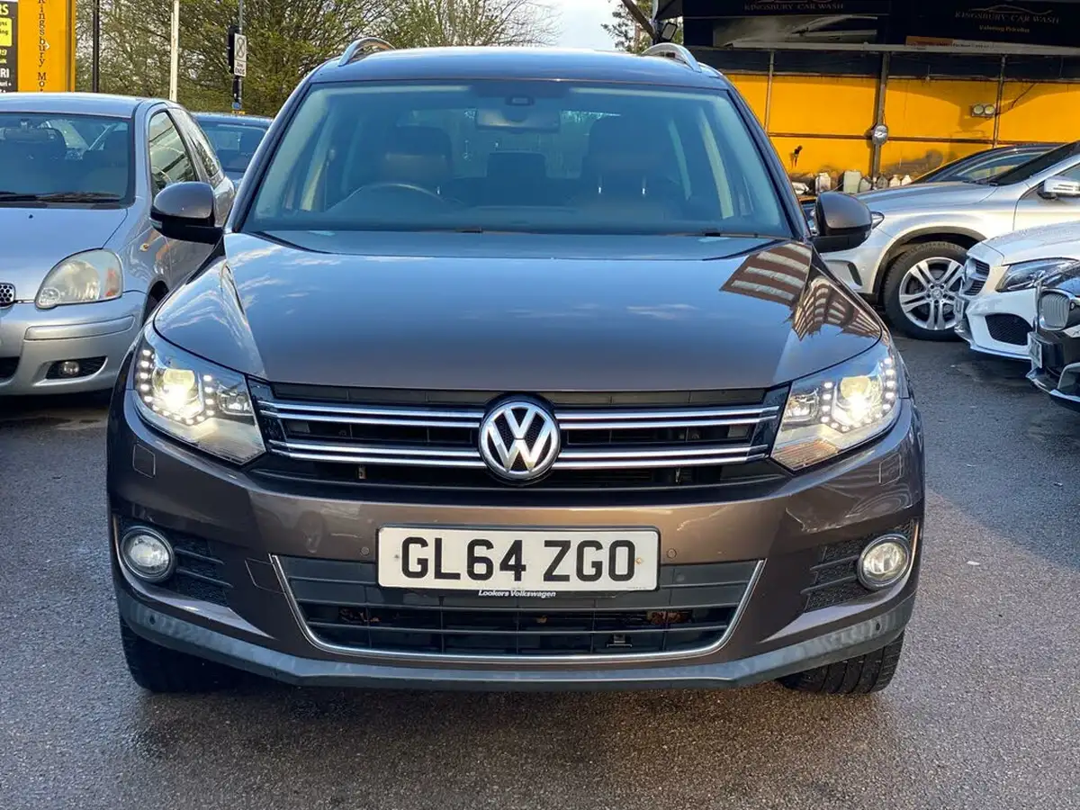 2015-volkswagen-tiguan-20-match-dsg-big-2