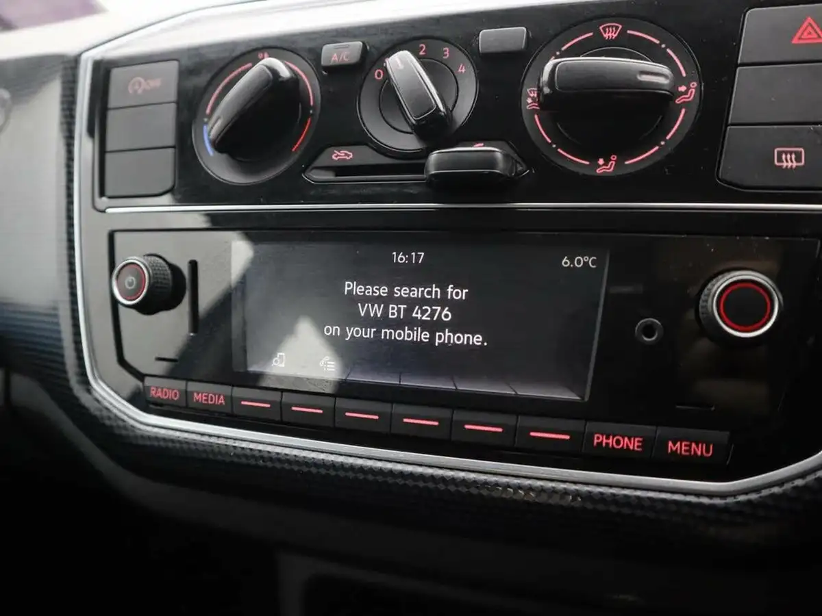 2019-volkswagen-up-10-move-up-ss-5d-big-24