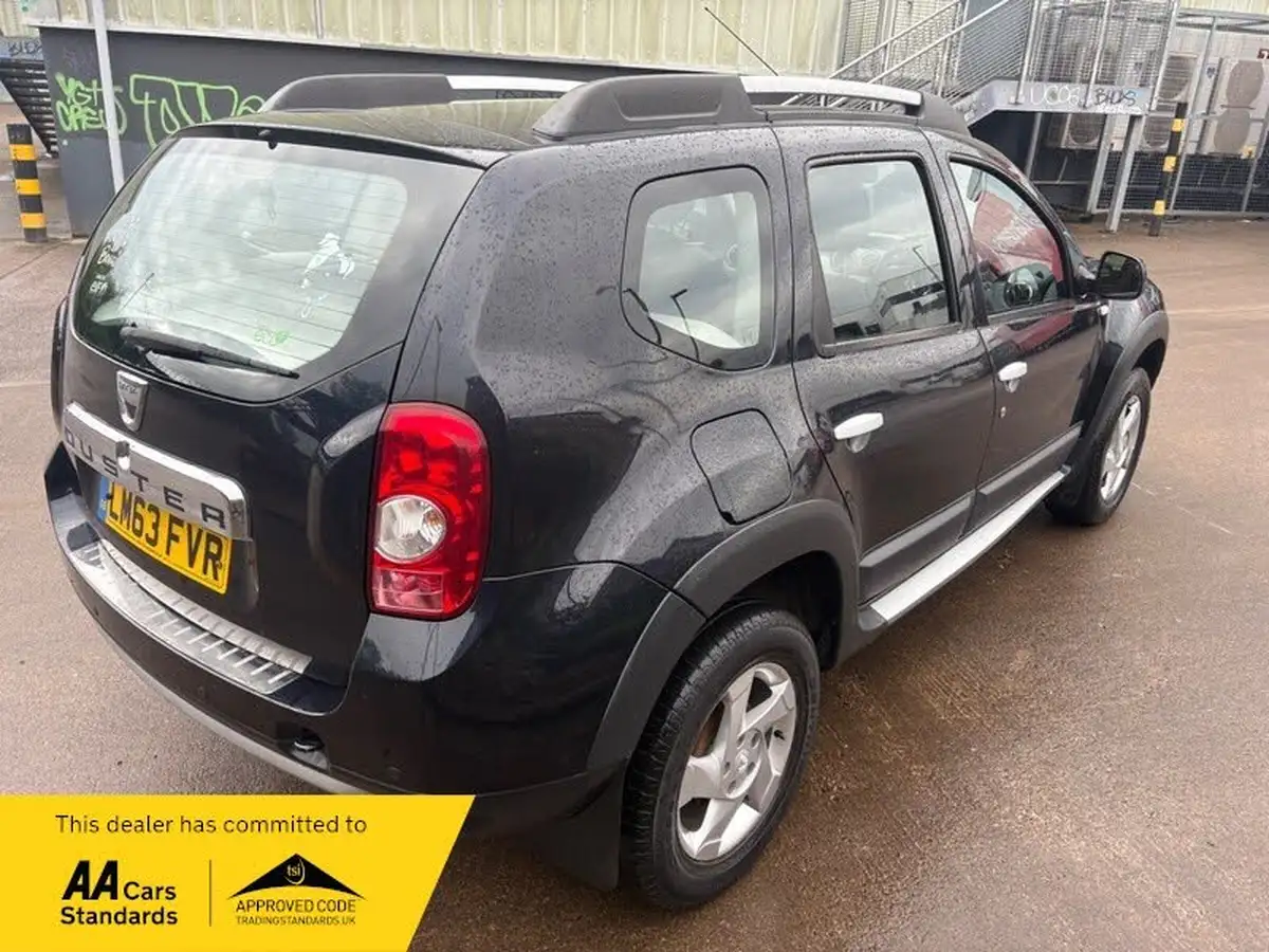 2013-dacia-duster-15d-laureate-107bhp-big-8