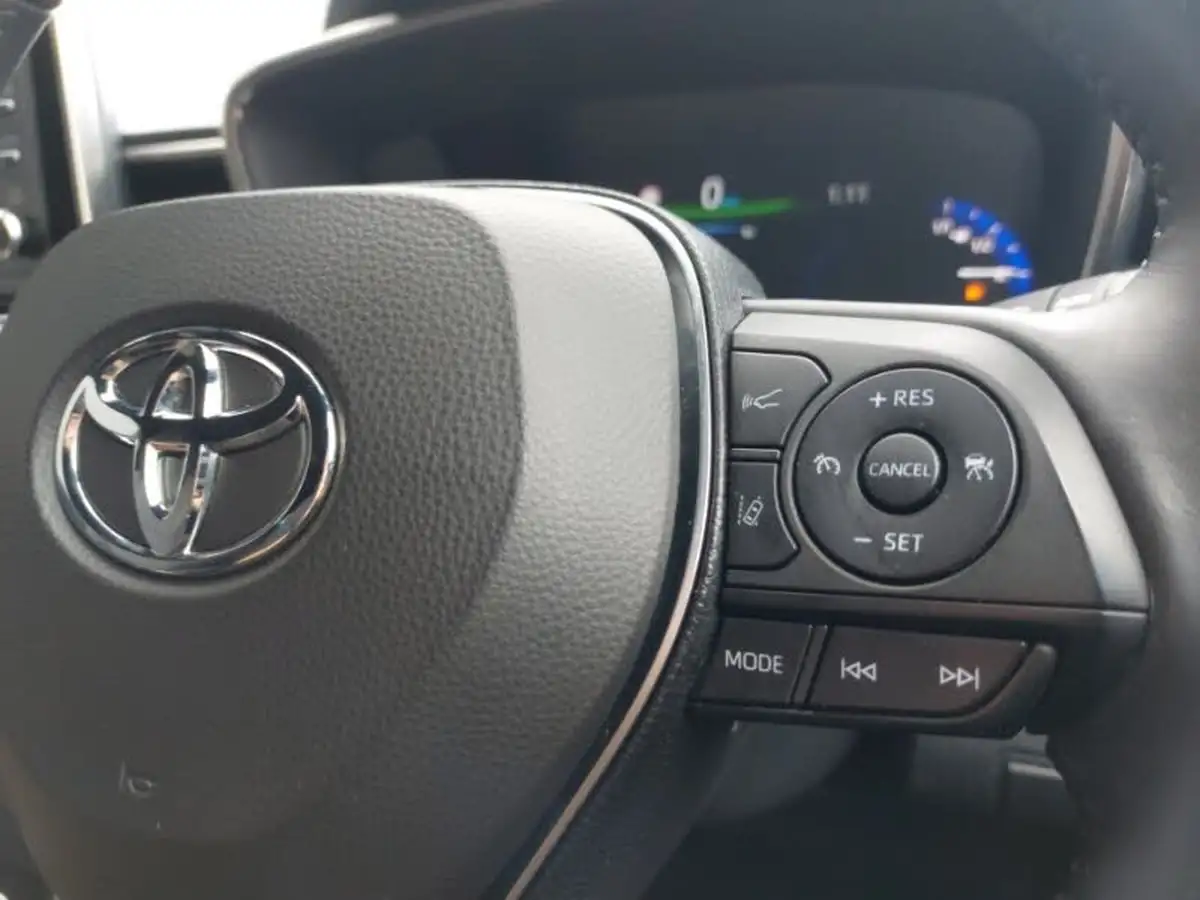 2019-toyota-corolla-18-vvt-i-design-trk-hatchback-5d-big-15