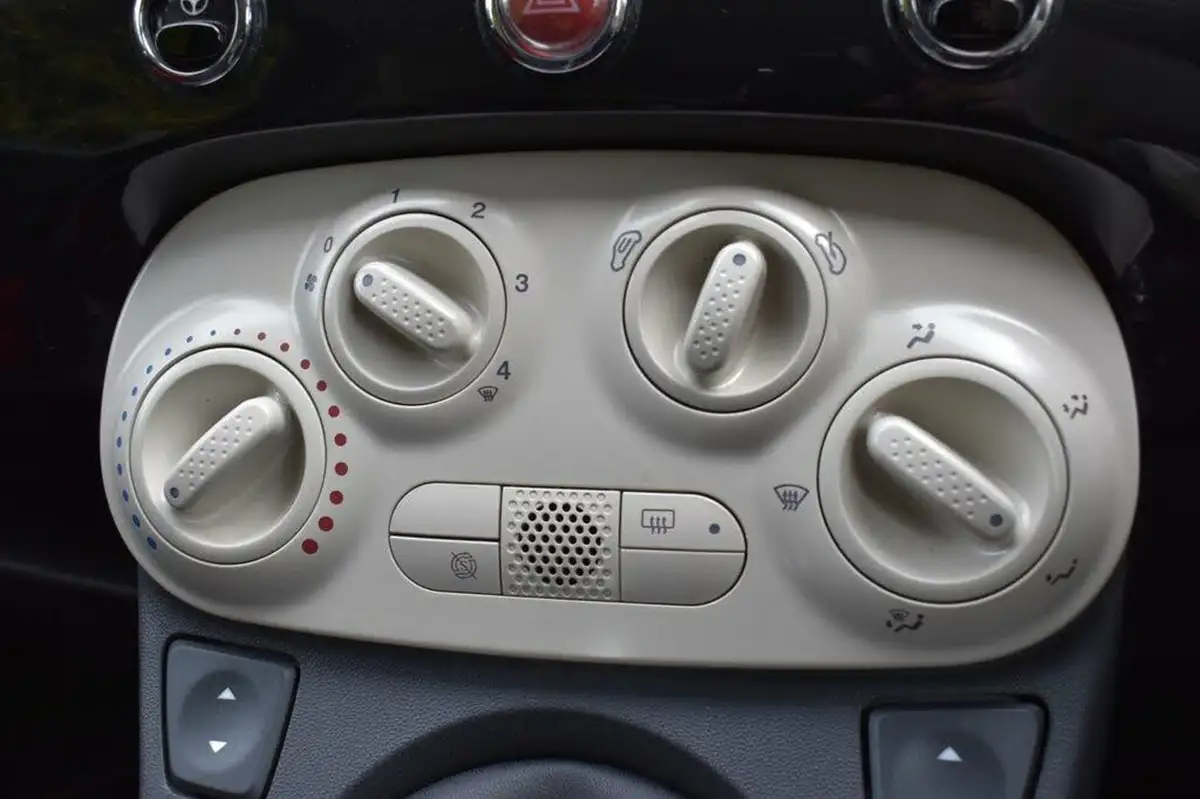 2014-fiat-500-12-pop-ss-big-10