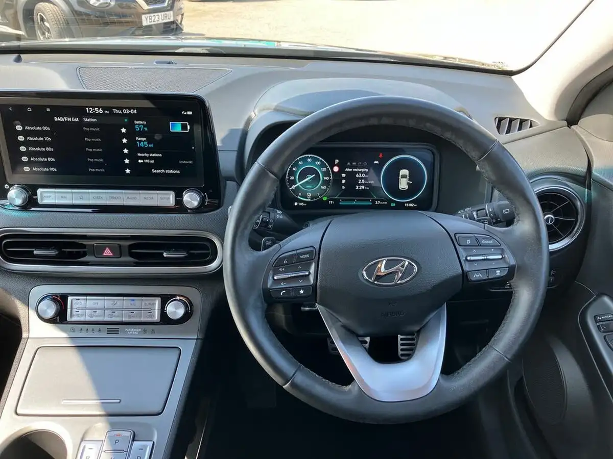 2022-hyundai-kona-e-premium-204ps-64kwh-7kw-obc-big-14
