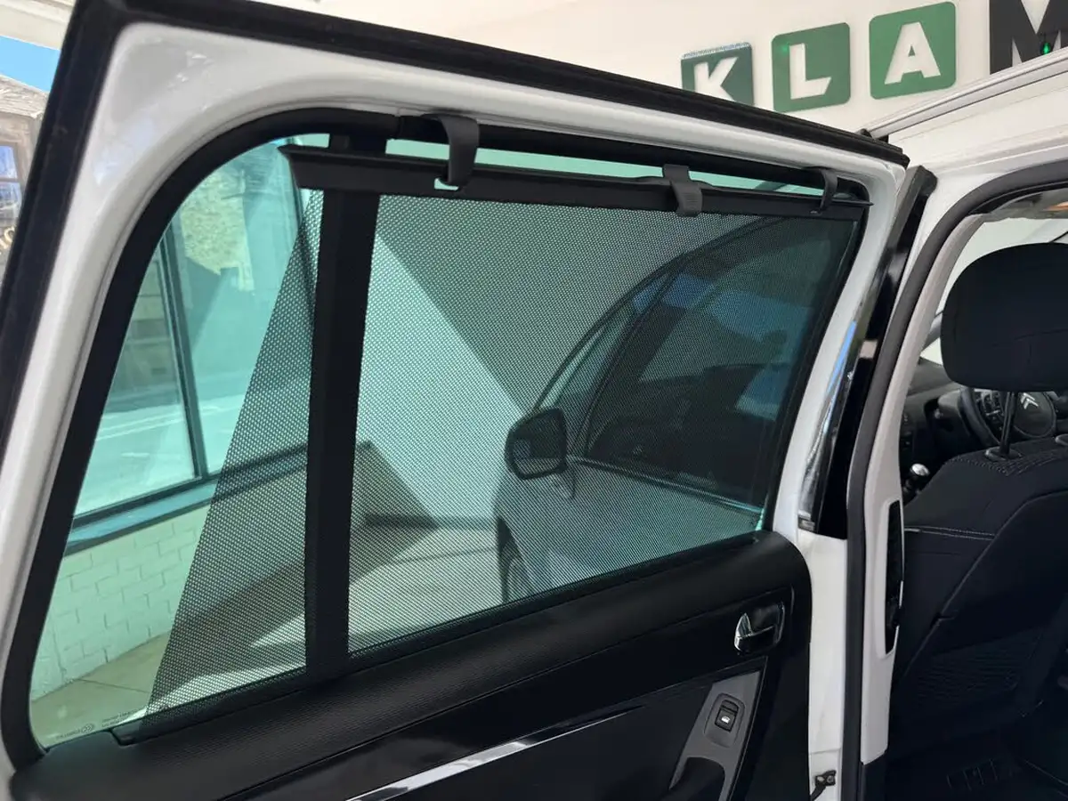 2013-citroen-grand-c4-picasso-16hdi-platinum-big-15