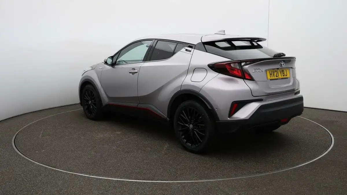 2021-toyota-c-hr-18-vvt-i-design-big-56