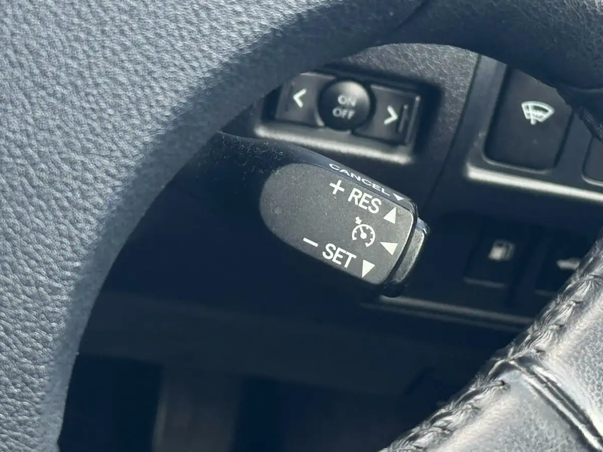2008-lexus-is-250-25-big-38