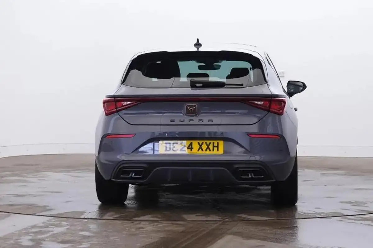 2024-cupra-leon-nf-15-etsi-v1-design-edition-hatchback-big-5