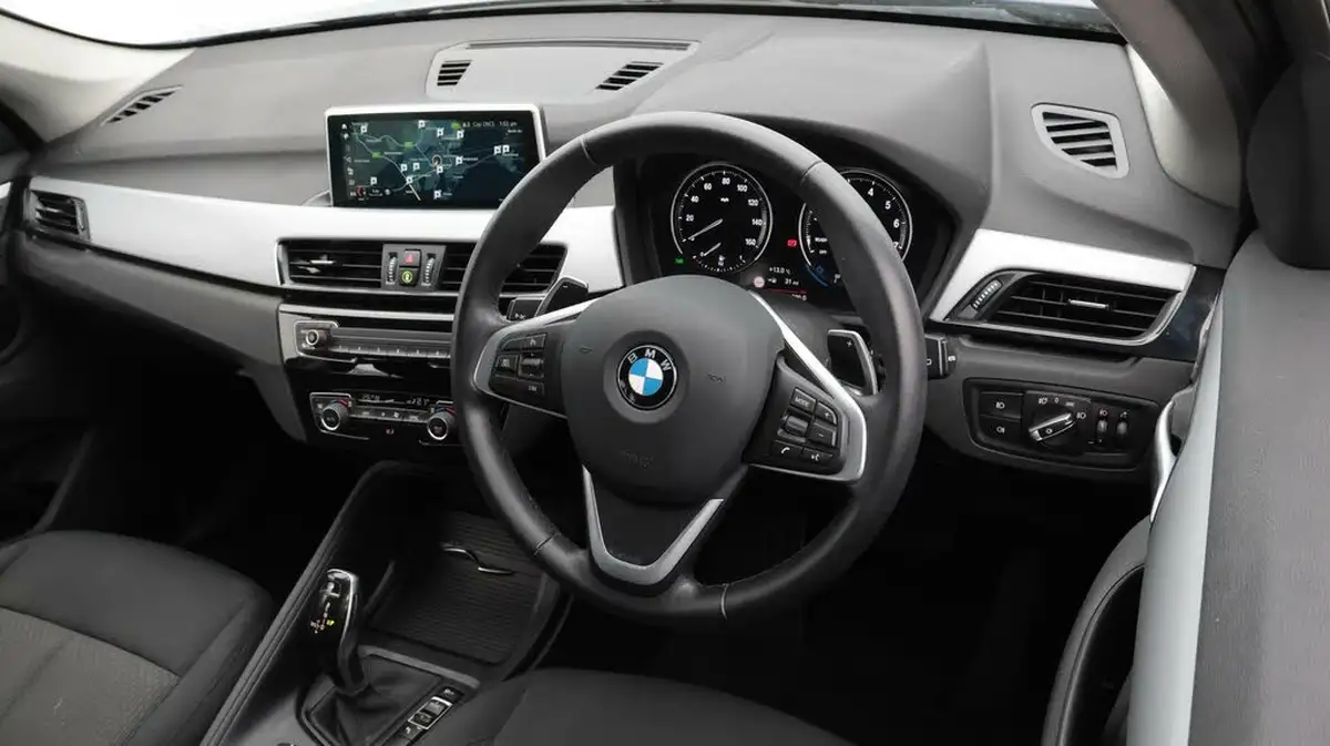 2020-bmw-x1-20-sdrive20i-se-189bhp-big-8