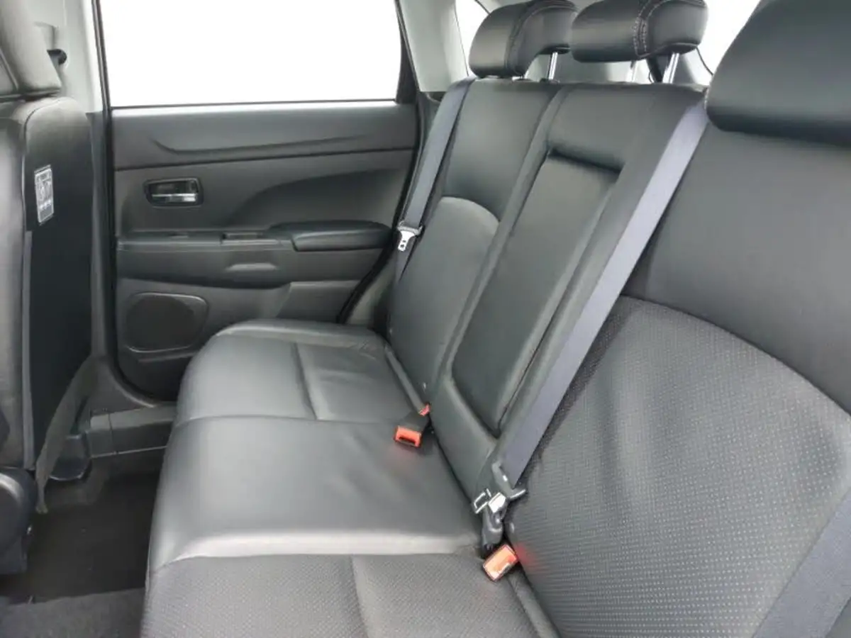 2017-mitsubishi-asx-22di-d-4-big-5