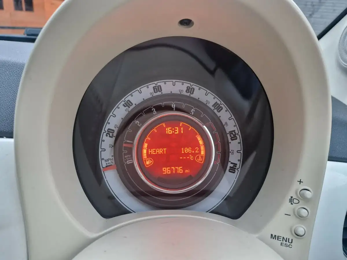 2012-fiat-500-12-lounge-ss-big-13