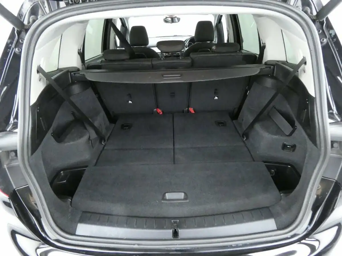 2020-bmw-2-series-15td-216d-se-gran-dct-big-23