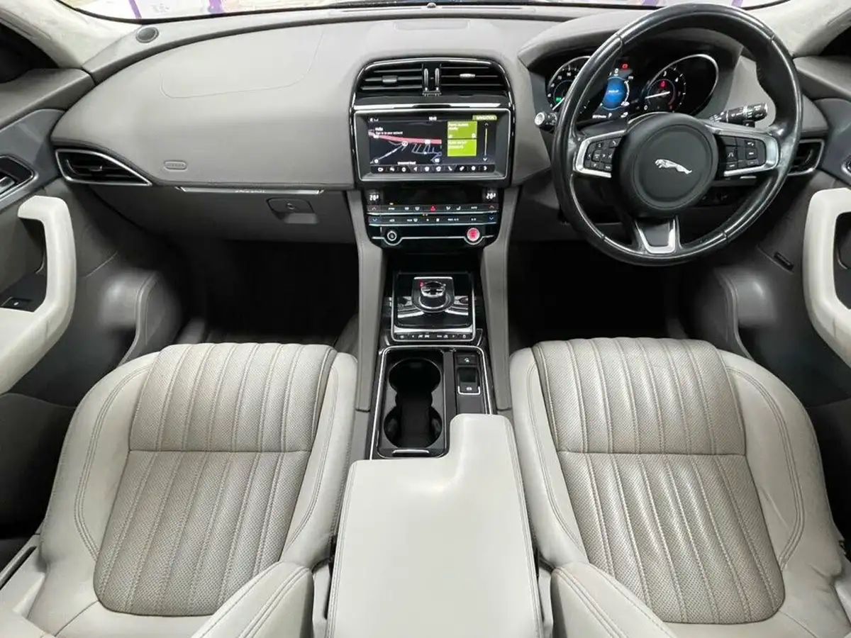 2020-jaguar-f-pace-20-i4d-portfolio-180ps-awd-auto-big-1