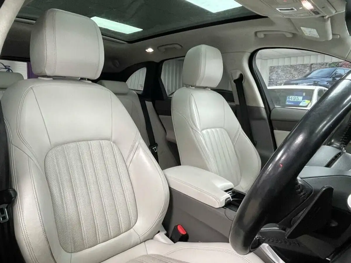 2020-jaguar-f-pace-20-i4d-portfolio-180ps-awd-auto-big-21