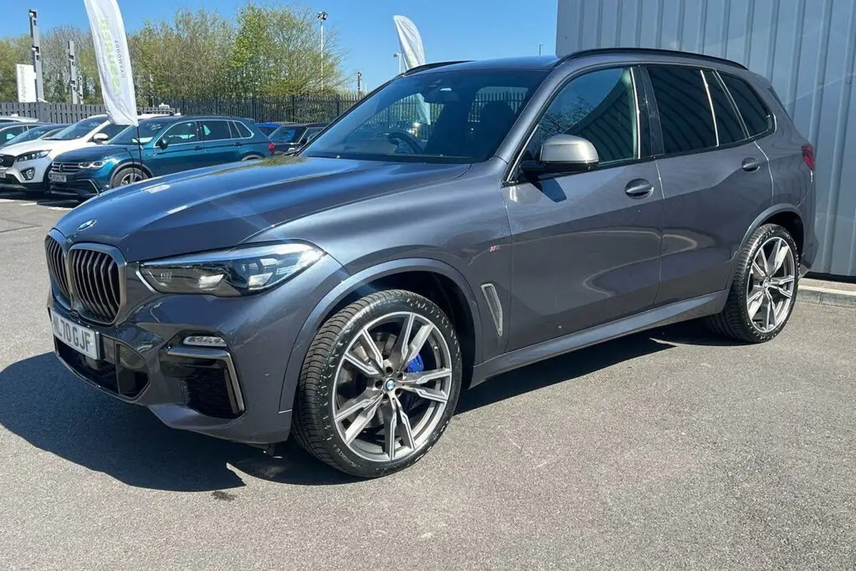 2020-bmw-x5-30td-m50d-big-10