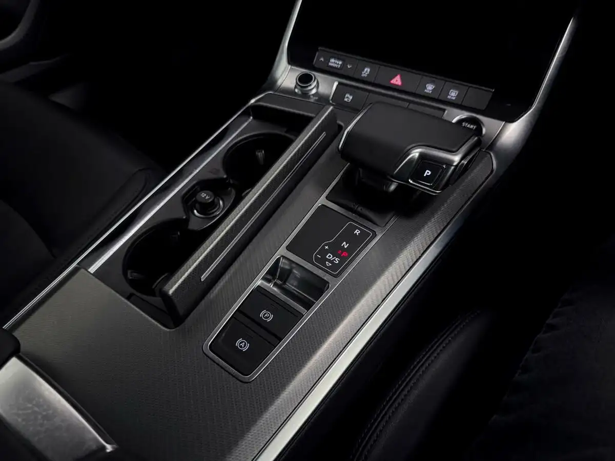 2022-audi-a6-saloon-20-40-tfsi-sport-big-23
