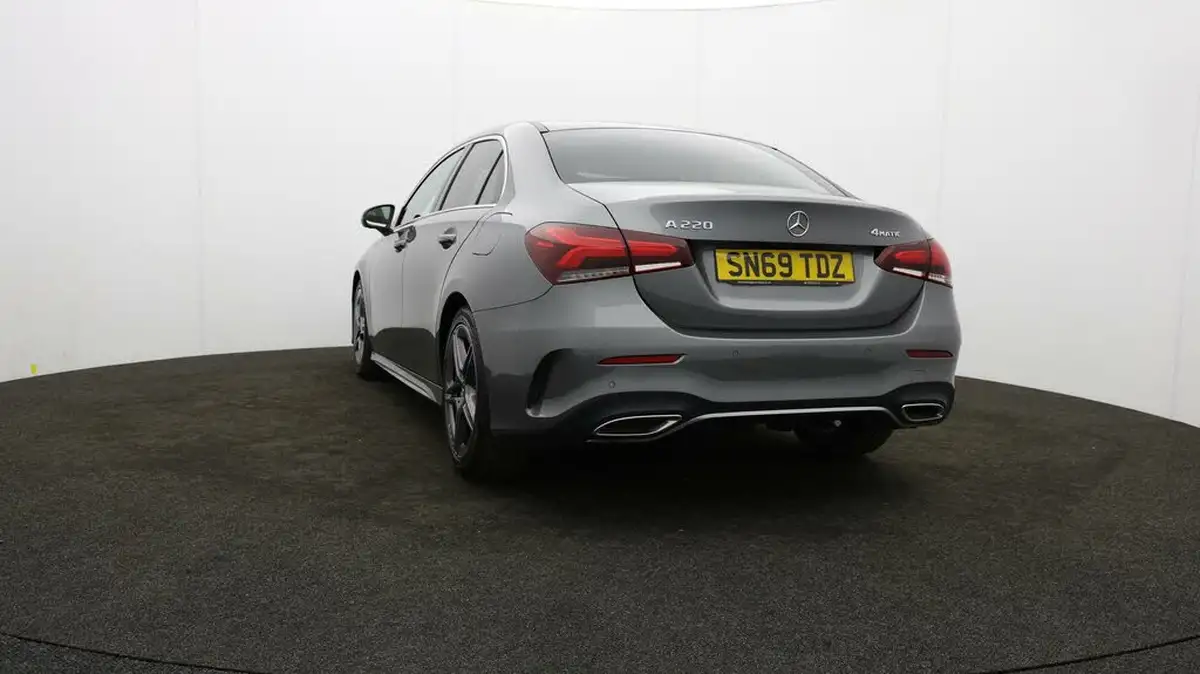 2019-mercedes-benz-a-class-20-a220-amg-line-saloon-4d-4matic-big-24