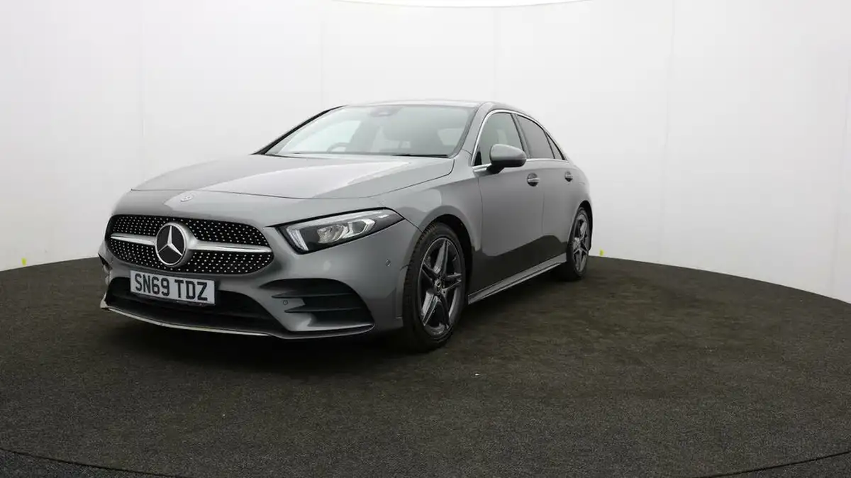 2019-mercedes-benz-a-class-20-a220-amg-line-saloon-4d-4matic-big-52