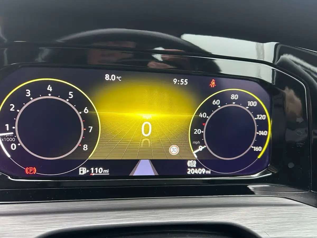 2020-volkswagen-golf-15-tsi-style-130ps-hatchback-big-7