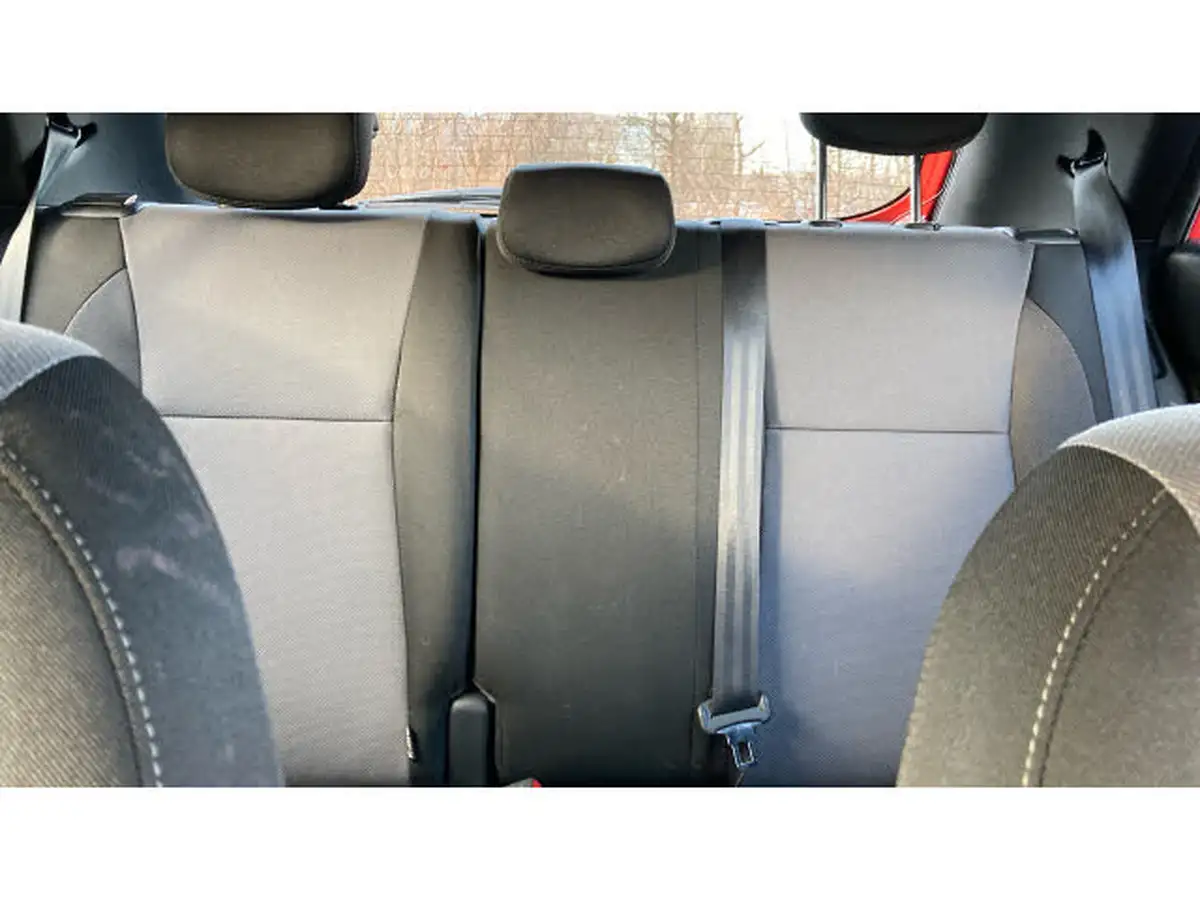 2019-hyundai-i20-12-se-mpi-isg-hatchback-5d-big-14