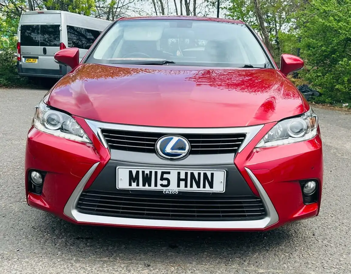 2015-lexus-ct-200h-18-advance-cvt-big-1