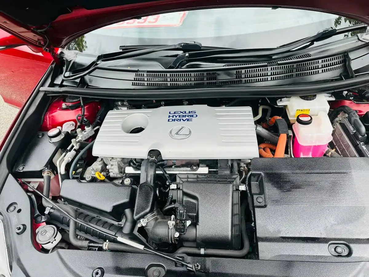 2015-lexus-ct-200h-18-advance-cvt-big-25