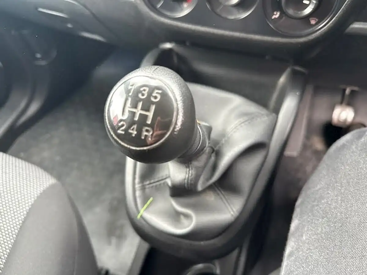 2015-fiat-doblo-cargo-13td-v-l1-panel-van-big-21