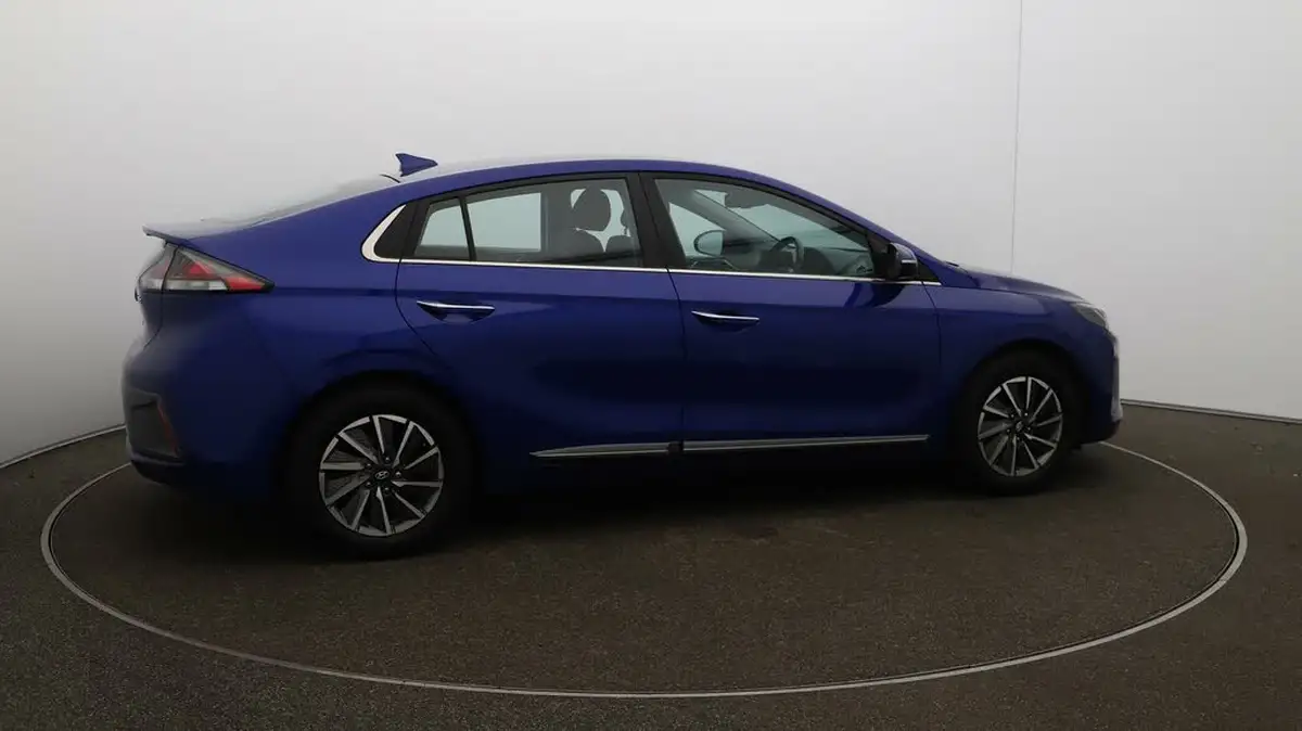 2022-hyundai-ioniq-e-premium-electric-big-43