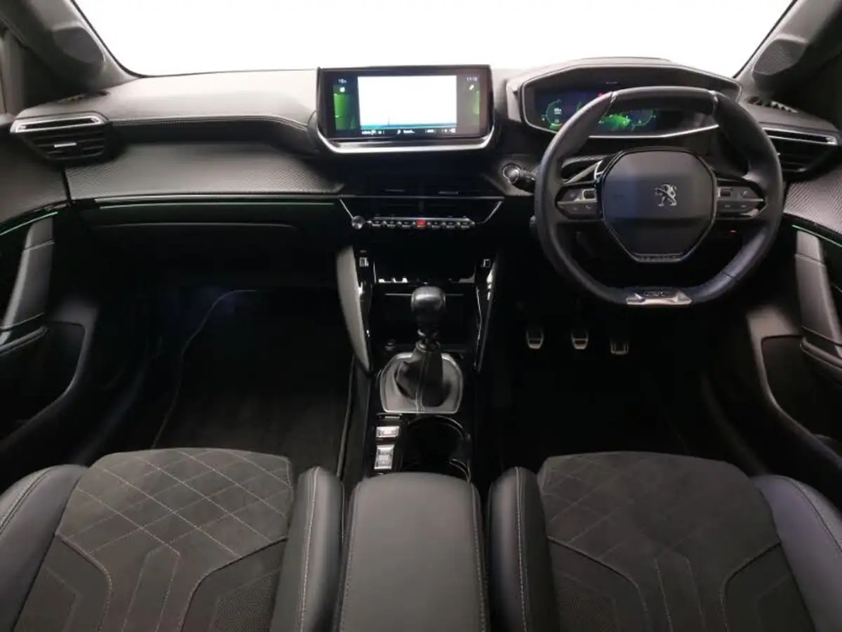 2022-peugeot-208-12-puretech-gt-premium-100bhp-big-2