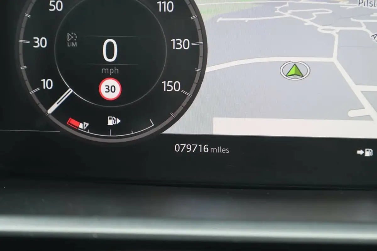 2020-land-rover-discovery-30td6-hse-big-14