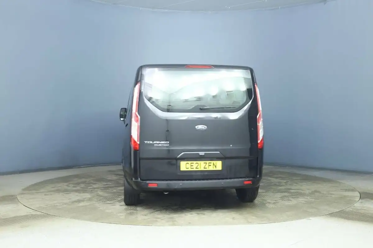 2021-ford-tourneo-custom-20tdci-320-l1-titanium-x-mhev-185pseu6dt-big-4