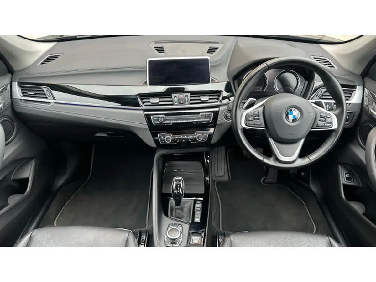 2021-bmw-x1-20-xdrive20i-xline-big-3