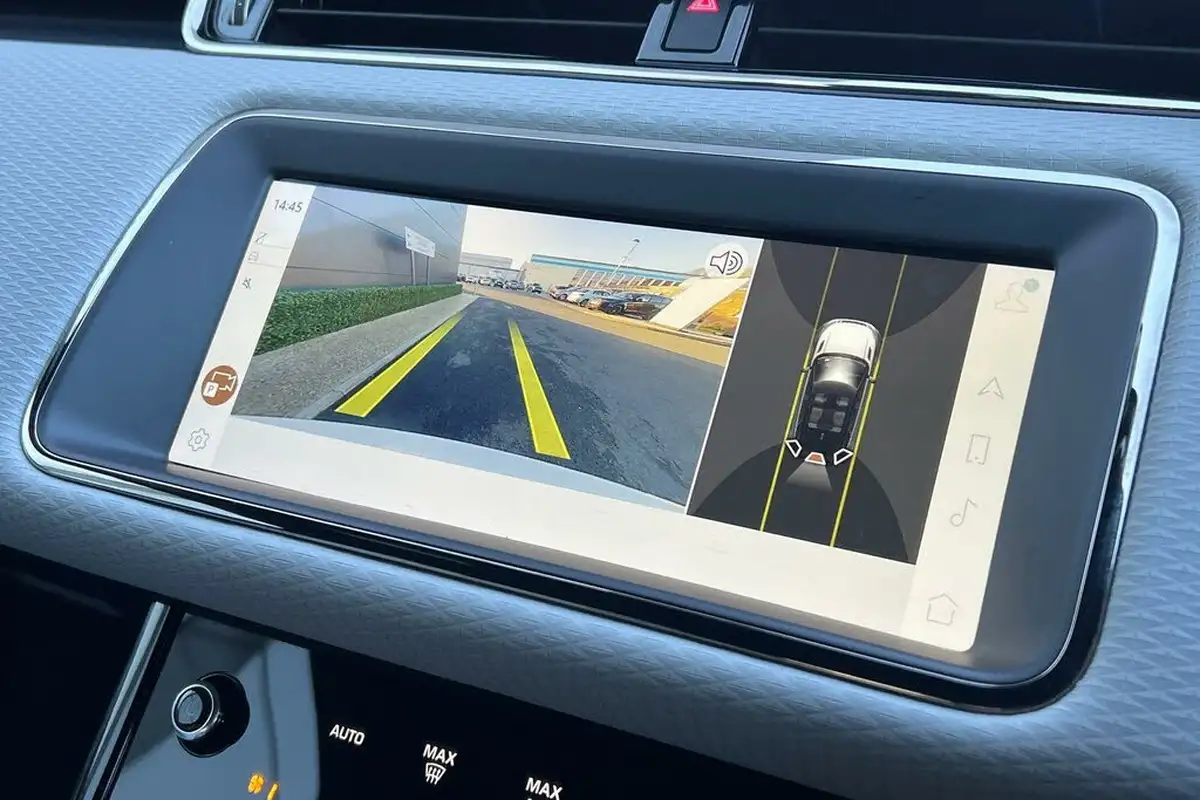 2022-land-rover-range-rover-evoque-20-d200-r-dynamic-s-big-2