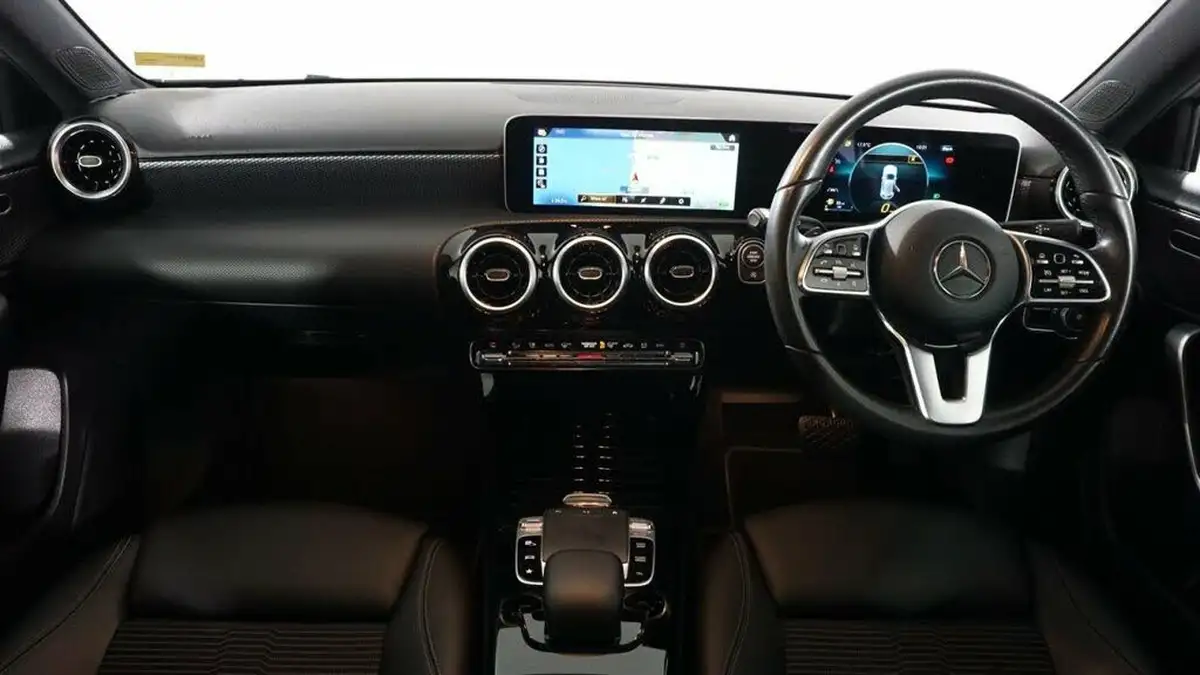 2018-mercedes-benz-a-class-15d-a180d-sport-116ps-executivess-hatchback-5d-7g-dct-big-12