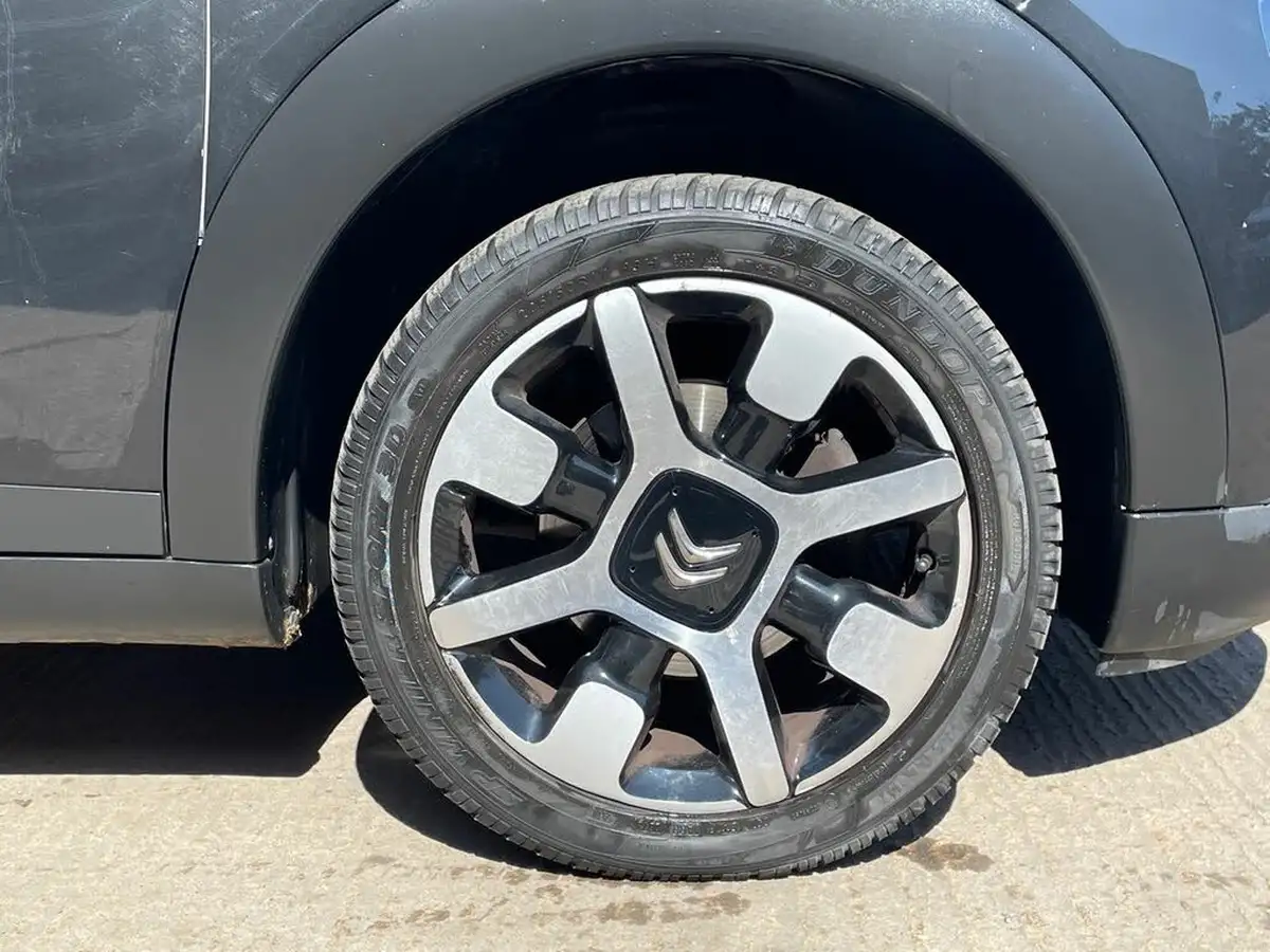 2018-citroen-c4-cactus-12-puretech-flair-130ps-big-8