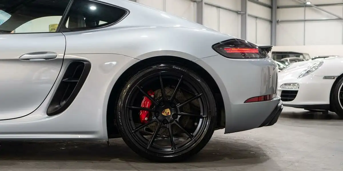 2022-porsche-cayman-718-40-cayman-gts-40-pdk-big-7