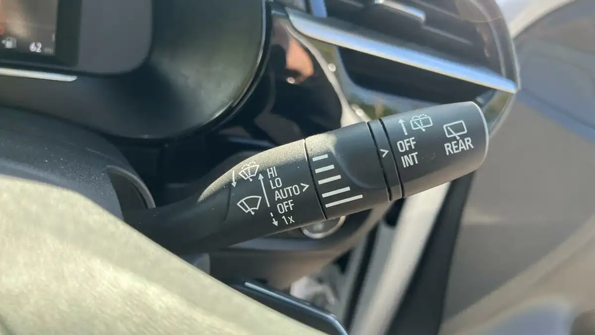 2021-vauxhall-corsa-12i-elite-nav-big-22