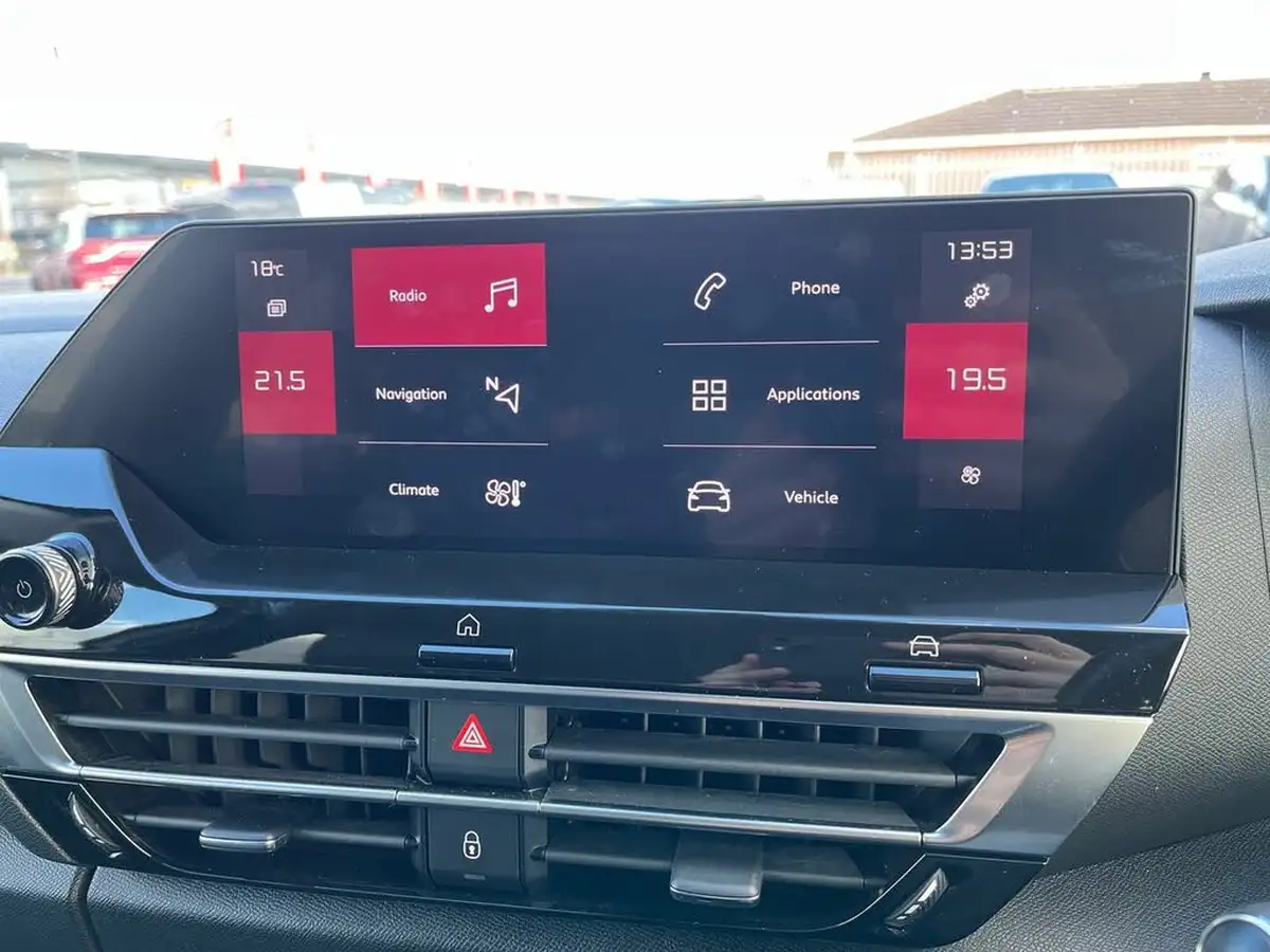2021-citroen-c4-15bluehdi-shine-plus-big-21