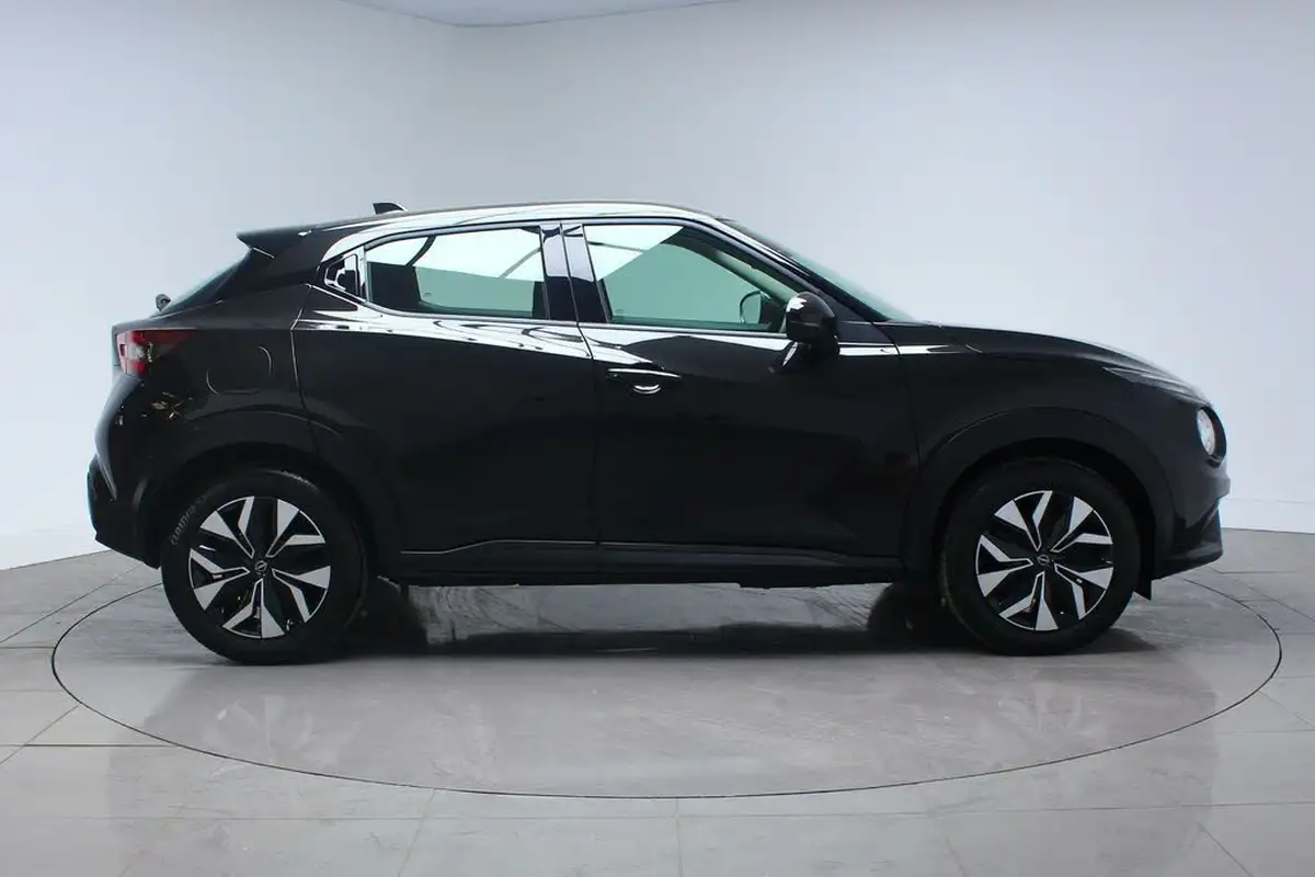 2023-nissan-juke-10-dig-t-acenta-big-3