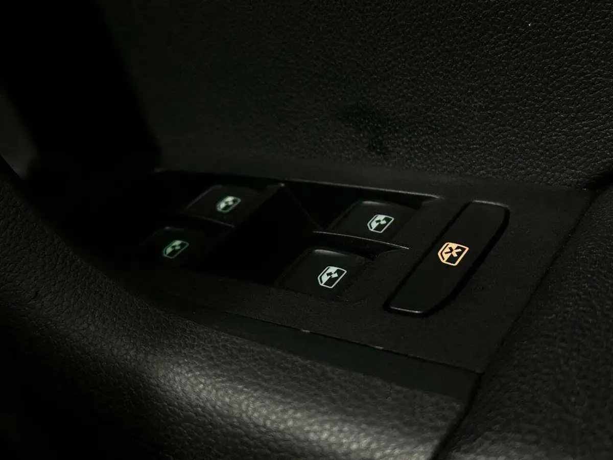 2019-skoda-octavia-20tdi-se-l-estate-dsg-big-17