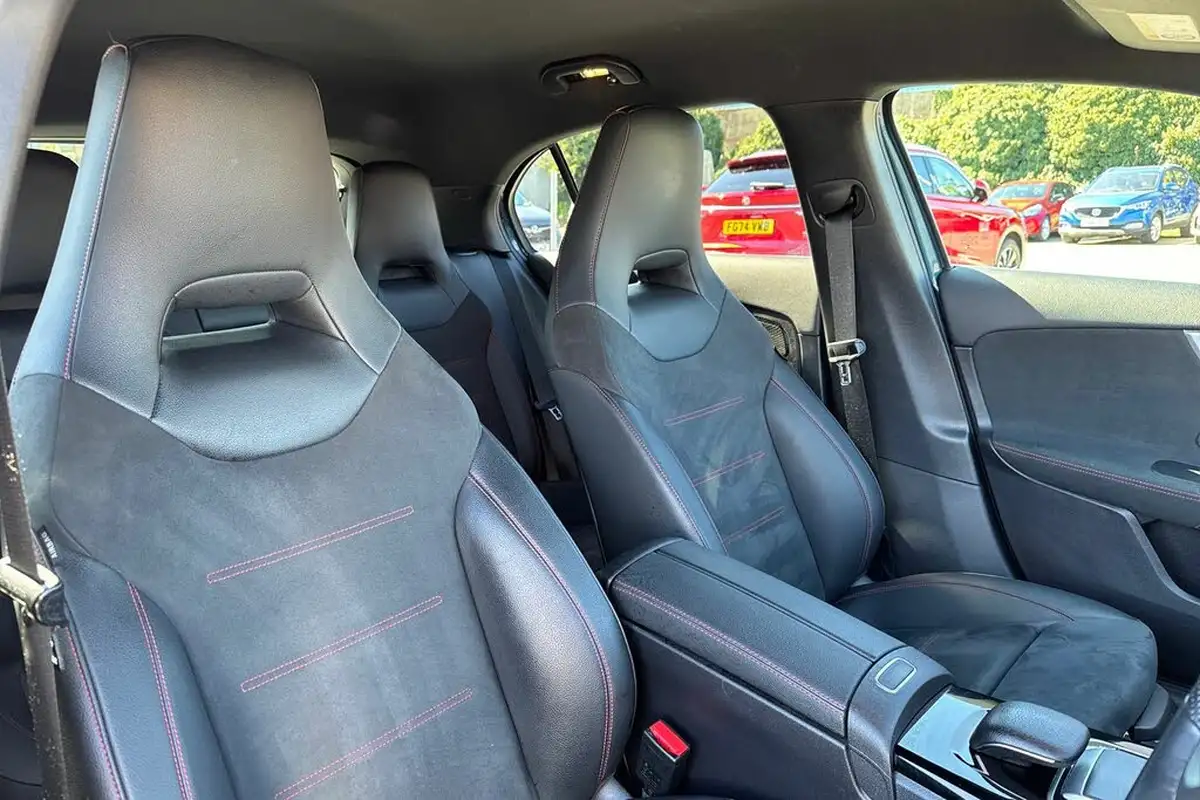 2019-mercedes-benz-a-class-20d-a200d-amg-line-premium-hatchback-5d-big-41