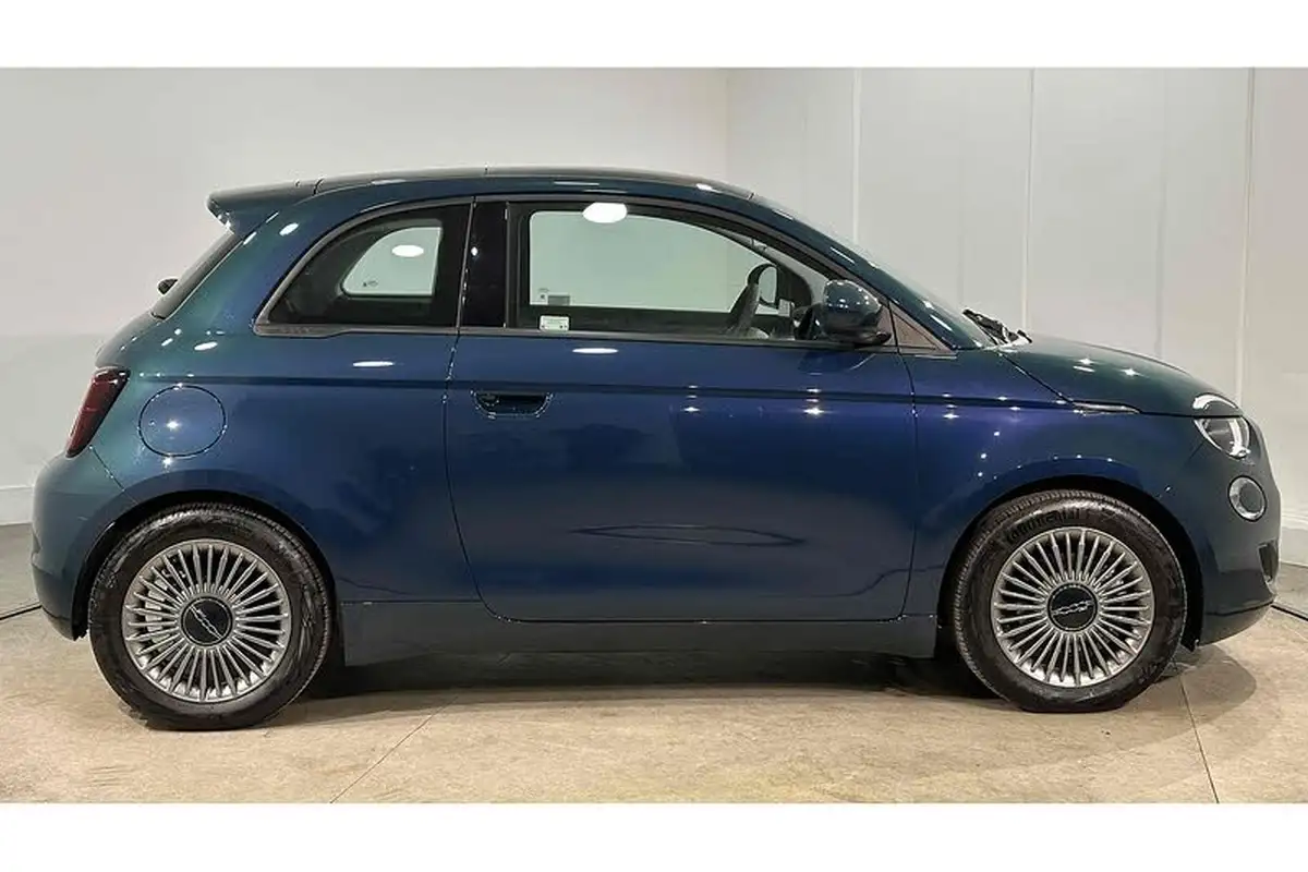 2023-fiat-500-e-icon-117bhp-big-3