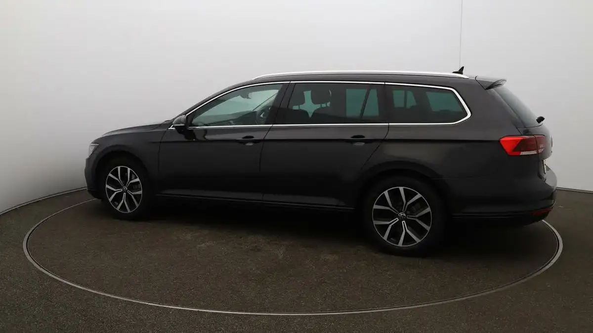 2022-volkswagen-passat-15-tsi-sel-estate-5d-dsg-big-38