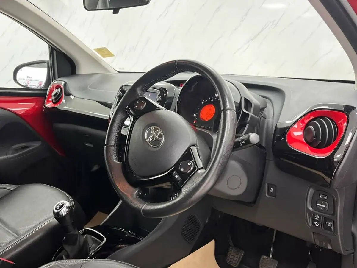 2021-toyota-aygo-10-vvt-i-x-clusiv-big-22